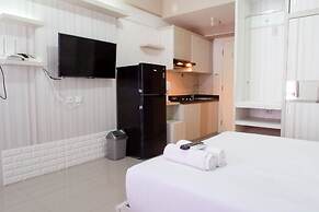 Spacious Studio Apartment Accses To Pakuwon Mall At Tanglin Supermall 