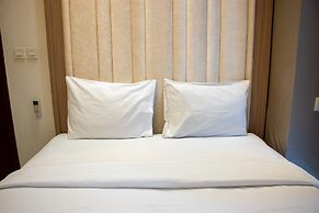 Nice And Homey 2Br Apartment At Capitol Park Residence