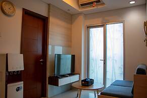 Nice And Homey 2Br Apartment At Capitol Park Residence