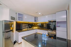 Comfort 2Br + Extra Room At Sudirman Tower Condominium Apartment