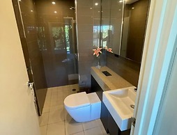 Sydney Central Apartments