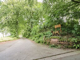 Laird Lodge 2