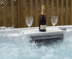 Hollicarrs - Hares Leap