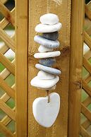 Hollicarrs - Hares Leap