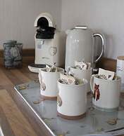 Hollicarrs - Hares Leap