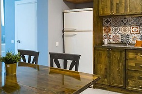 Apartment with Garden View