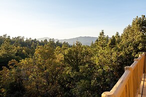 19 - Moonlight Ridge 3 Bedroom Home by RedAwning