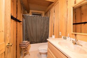 19 - Moonlight Ridge 3 Bedroom Home by RedAwning