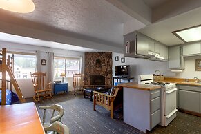 04 - Kodiak Bear 1 Bedroom Home by Redawning