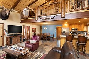 43 - Endless Views 3 Bedroom Home by RedAwning