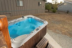 43 - Endless Views 3 Bedroom Home by RedAwning