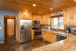 43 - Endless Views 3 Bedroom Home by RedAwning