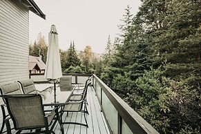 80mbr - Hot Tub - Wifi - Bbq - Wood Stove - Sleeps 9! 3 Bedroom Home b