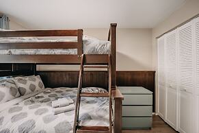 80mbr - Hot Tub - Wifi - Bbq - Wood Stove - Sleeps 9! 3 Bedroom Home b