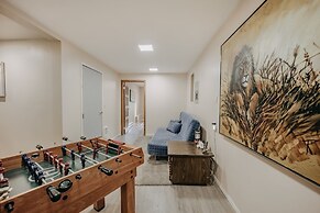 80mbr - Hot Tub - Wifi - Bbq - Wood Stove - Sleeps 9! 3 Bedroom Home b