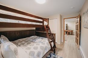 80mbr - Hot Tub - Wifi - Bbq - Wood Stove - Sleeps 9! 3 Bedroom Home b