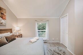 80mbr - Hot Tub - Wifi - Bbq - Wood Stove - Sleeps 9! 3 Bedroom Home b