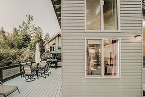 80mbr - Hot Tub - Wifi - Bbq - Wood Stove - Sleeps 9! 3 Bedroom Home b