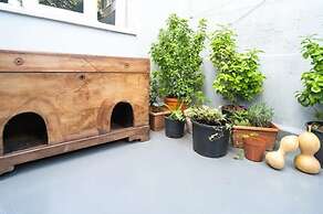 Charming Apartment With Galata View