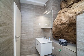 Hidden Gem Apartment