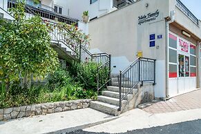 Hidden Gem Apartment