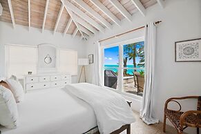 Beachfront White Palm Villa - Tar Bay