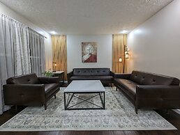 Colony Suite