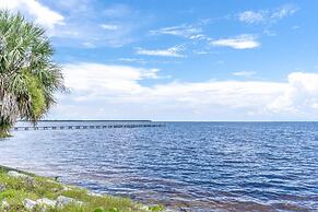 201 Little Harbor Inn