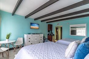 201 Little Harbor Inn