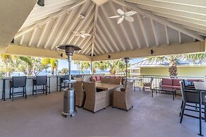 201 Little Harbor Inn