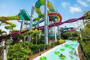 115 Little Harbor Inn