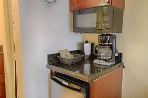 115 Little Harbor Inn