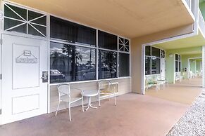 506 Little Harbor Inn