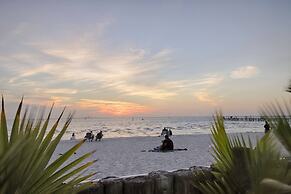 506 Little Harbor Inn