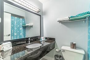 506 Little Harbor Inn