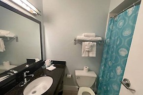 506 Little Harbor Inn