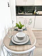 Modern Flat in Paddington