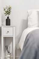 Modern Flat in Paddington