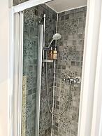 Modern Flat in Paddington