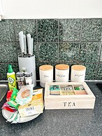 Modern Flat in Paddington