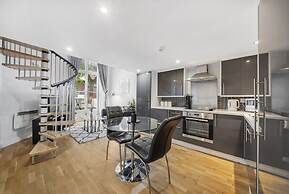 Modern Flat in Paddington