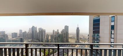 SuperHost - Chic Apartment With Balcony Close to Burj Khalifa