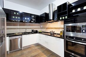 Baan Phuttarak - Choeng Mon