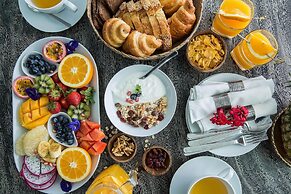 Baan Phuttarak - Choeng Mon