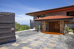 Baan Phuttarak - Choeng Mon