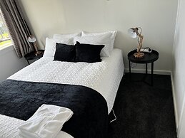 GLENALMOND Historic Homestead & Alpine Country Stay