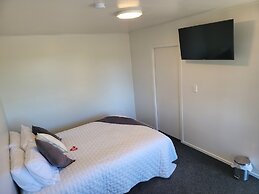 GLENALMOND Historic Homestead & Alpine Country Stay