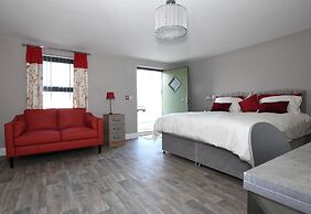 Homestead Hillsborough Guest Rooms