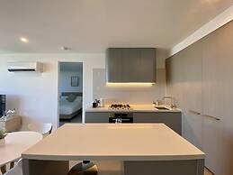 Skygarden Luxury Condo