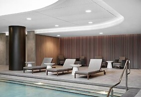 Skygarden Luxury Condo